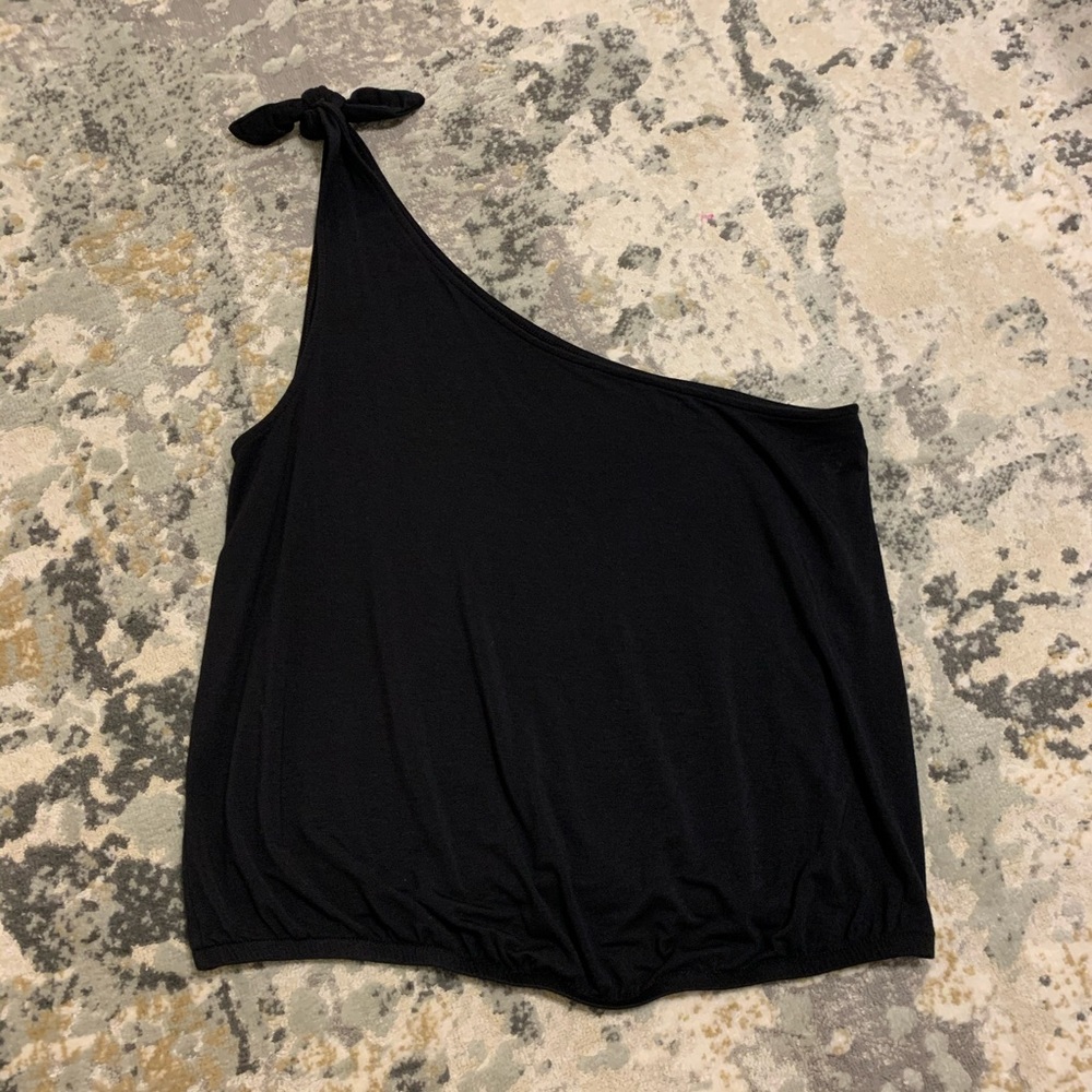 AE One Shoulder Top 🦅